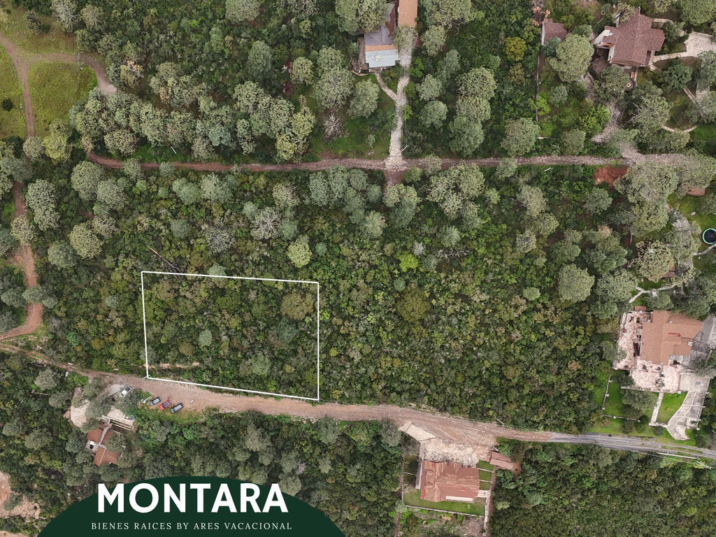 Terreno residencial en Bosques de Monterreal con vista panorámica – 2,200 m²