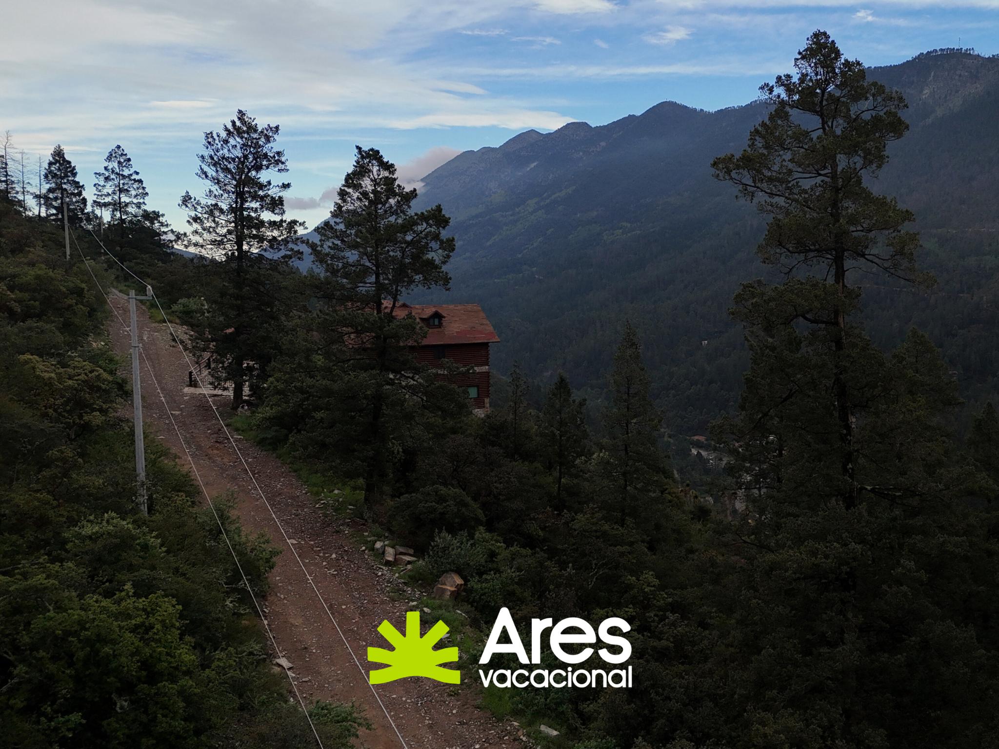 Terreno campestre de 2,200 m² con vista panorámica – Bosques de Monterreal