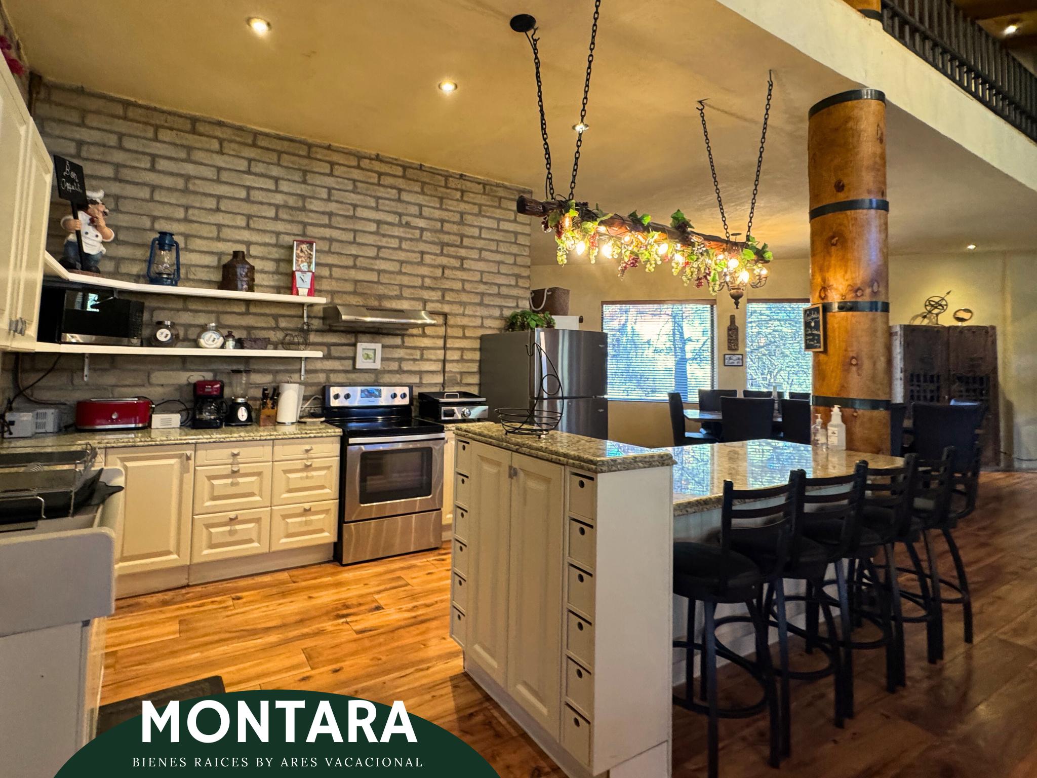 Cabaña de lujo en venta frente al campo de golf – Bosques de Monterreal